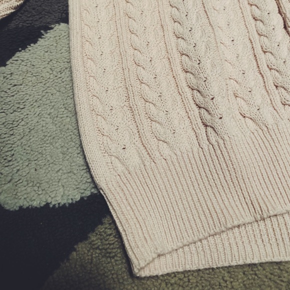 blush pink sweater - Picture 3 of 3